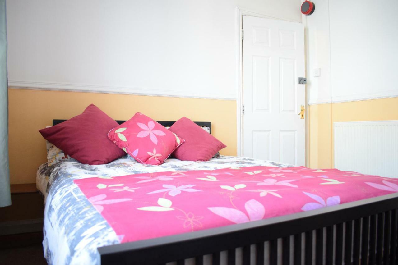 House Stay In Bangor North Wales Eksteriør billede